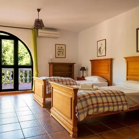 Ref 11 Er Djebel Holiday home *